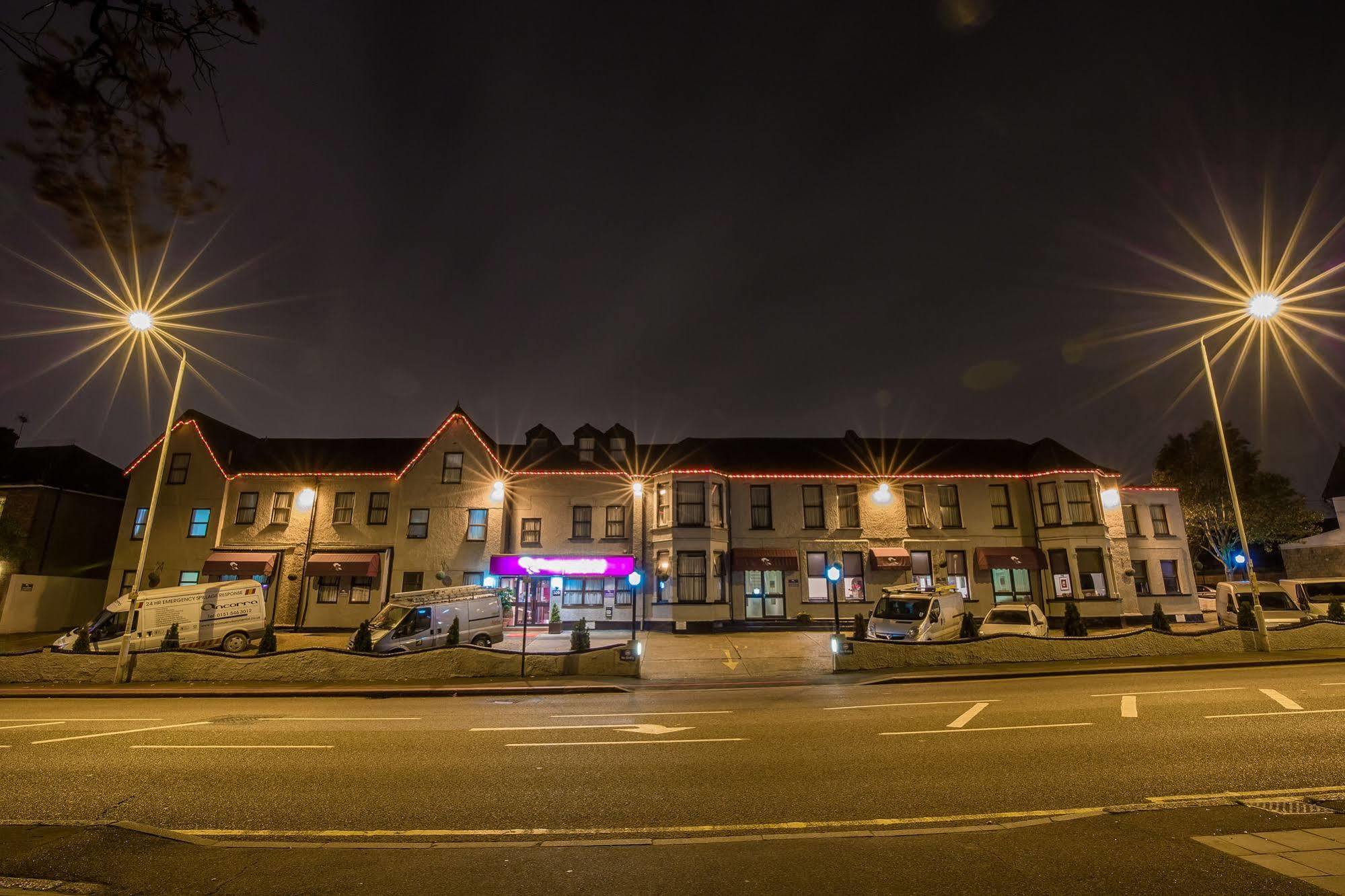 Rossmore Hotel Илфорд Экстерьер фото